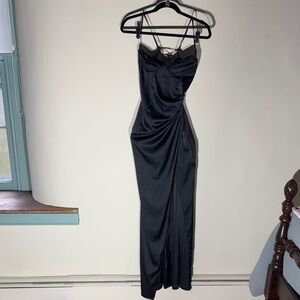 Chic Strapless Black Dress